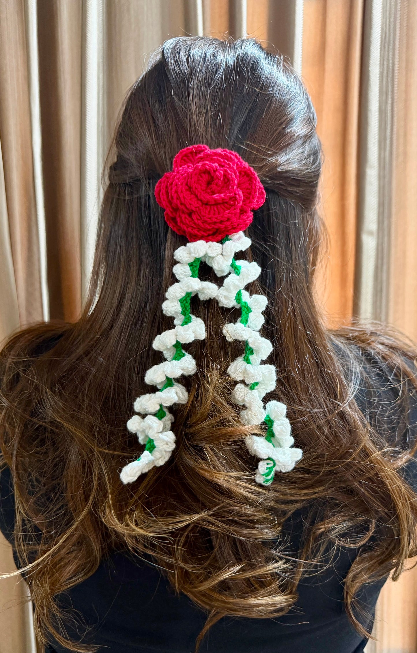 Rose & Mogra Cascade Gajra – Classic