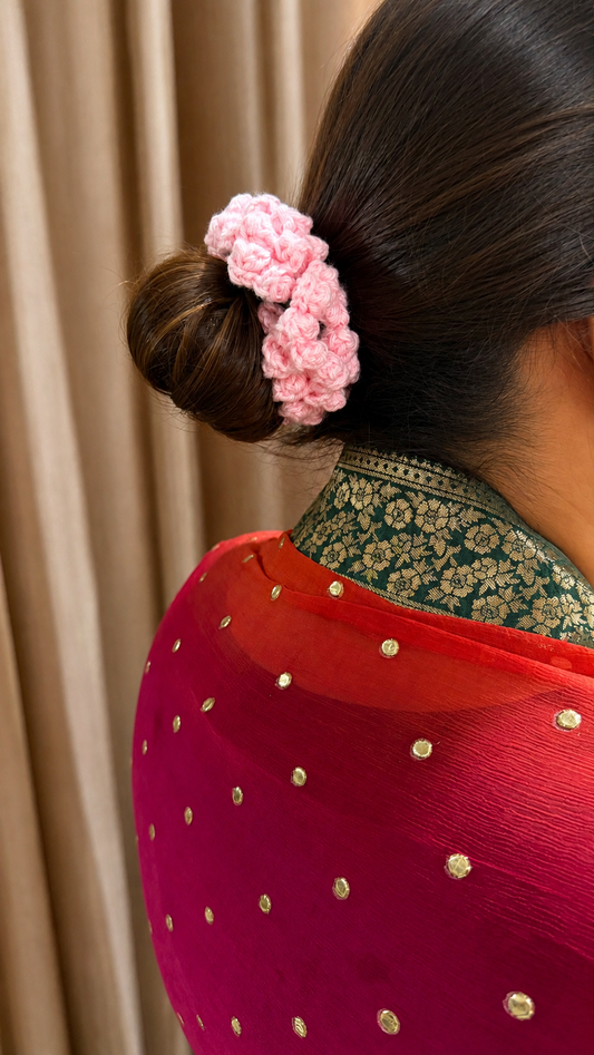 Blush Bloom Crochet Bun Gajra