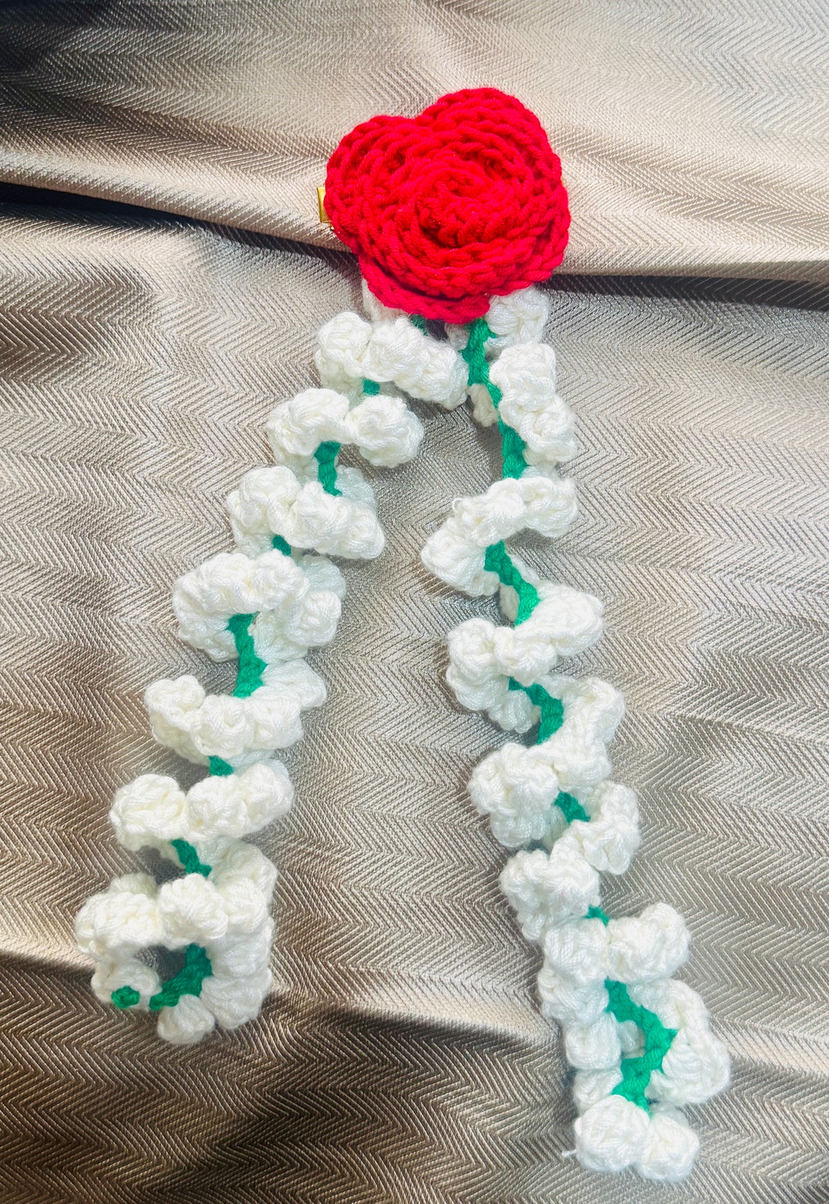 Rose & Mogra Cascade Gajra – Mini
