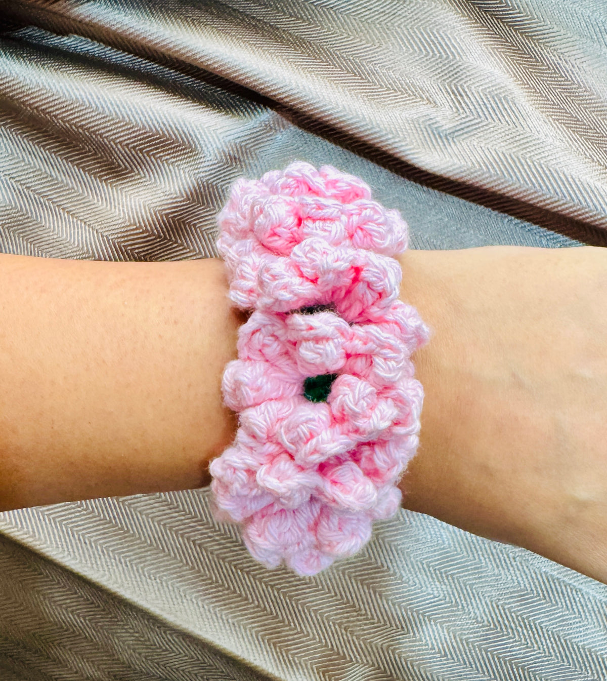 Blush Bloom Crochet Bun Gajra