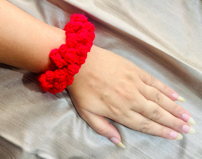 Crimson Rose Crochet Bun Gajra